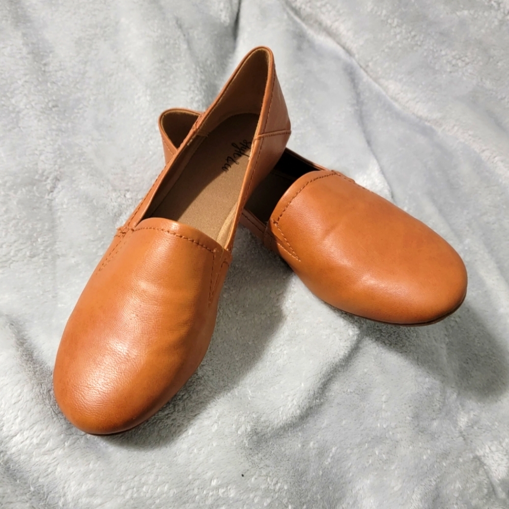 Cognac loafers
